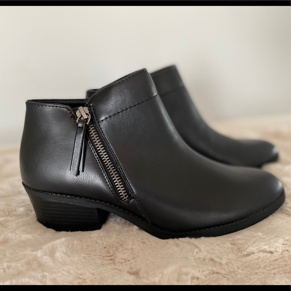 Brand New Time And Tru Booties size 8